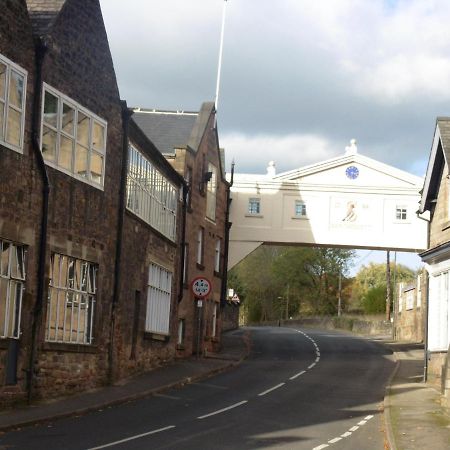 The Old Mill And Cottage 매틀록 외부 사진